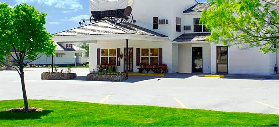 Covered Wagon Motel Lusk WY