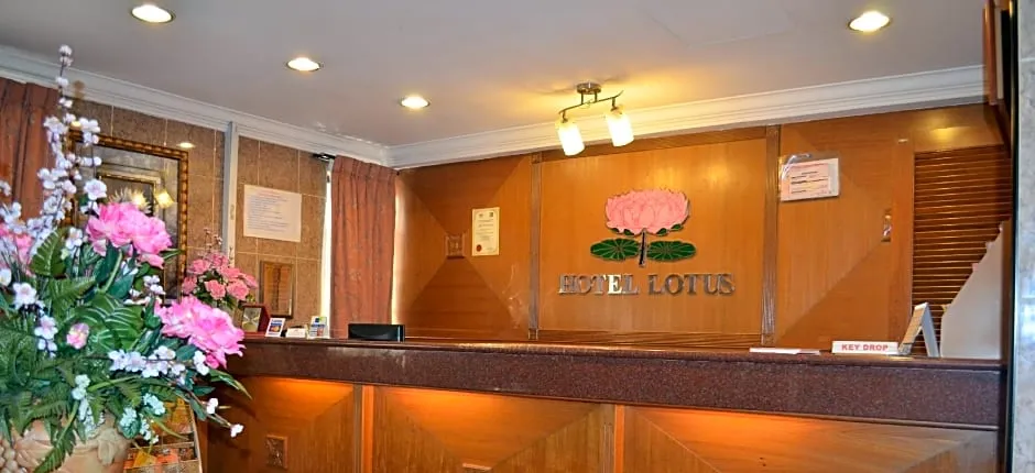 Lotus Family Hotel Medan Tuanku