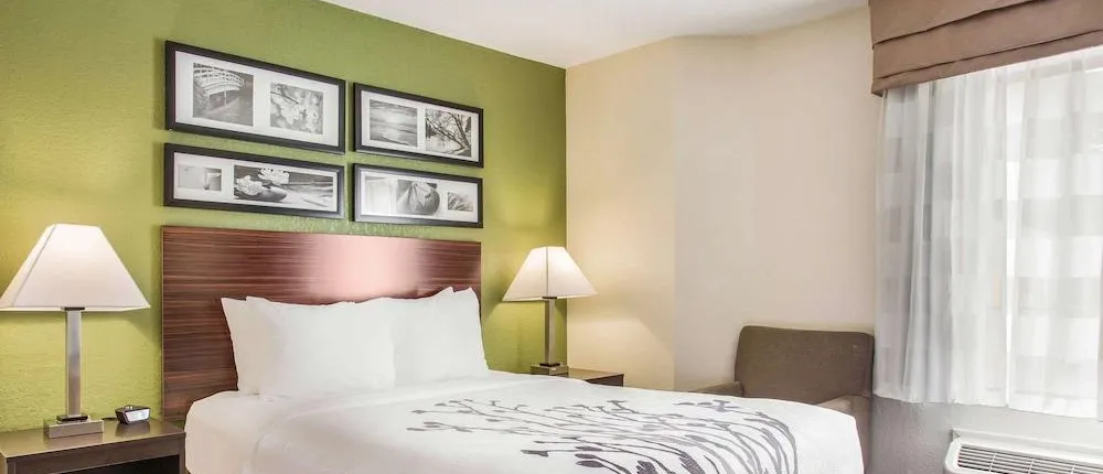 SLEEP INN KANSAS CITY INTERNATIONAL AIRPORT