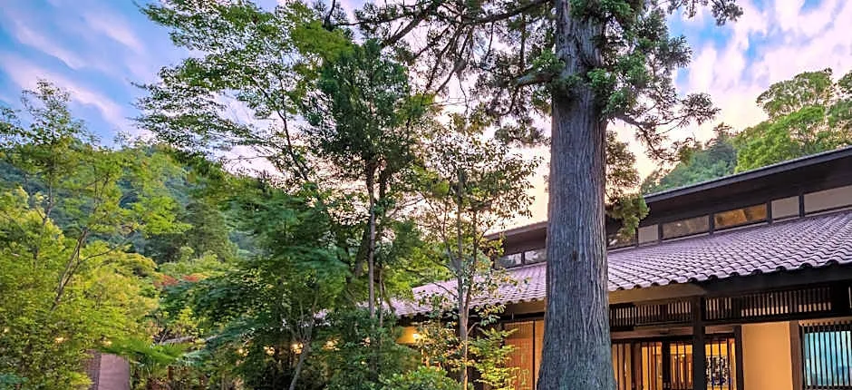 Arimasansoh Goshobessho - Luxury Hot Spring Villa