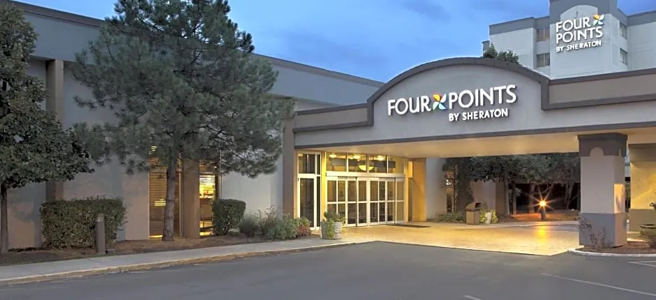 Four Points by Sheraton Chicago OHare Airport
