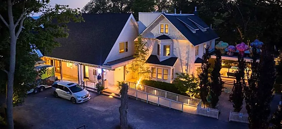 Drake Devonshire and Motor Inn