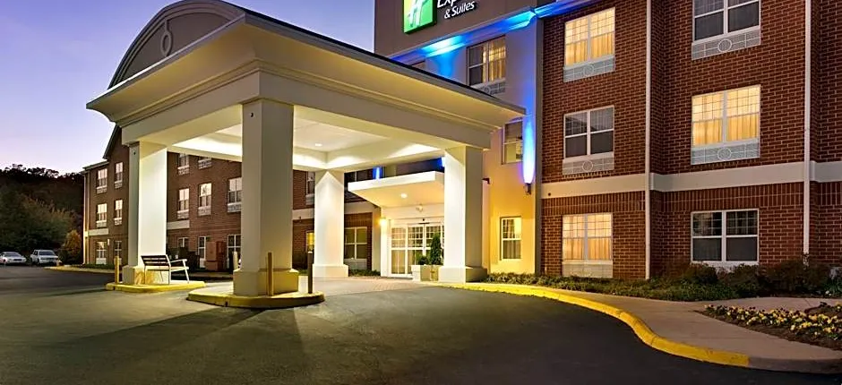Holiday Inn Express & Suites Manassas By IHG
