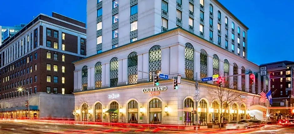 Courtyard by Marriott Stamford Downtown
