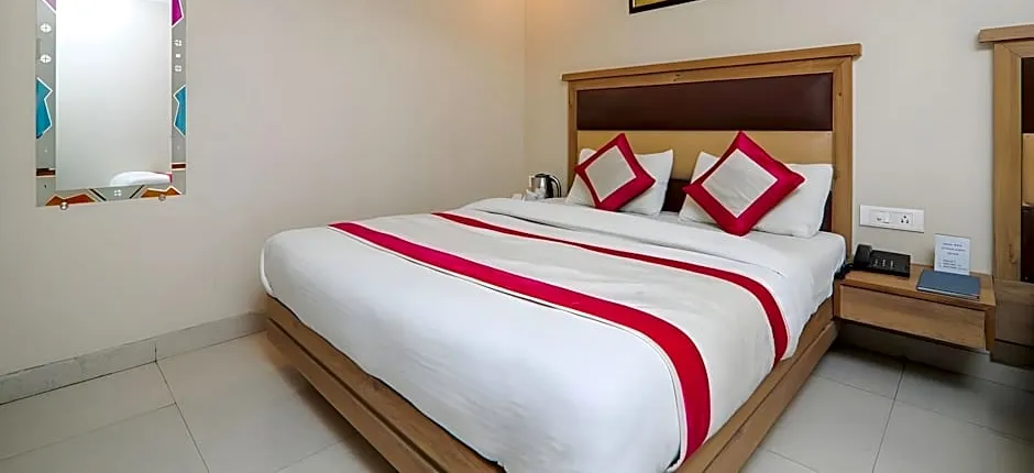 Hotel Amar International