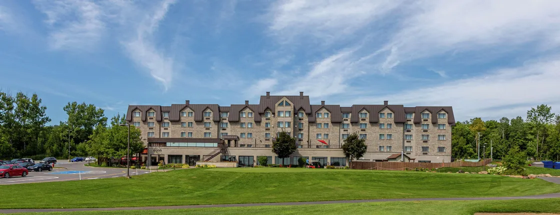 DoubleTree by Hilton Quebec Resort