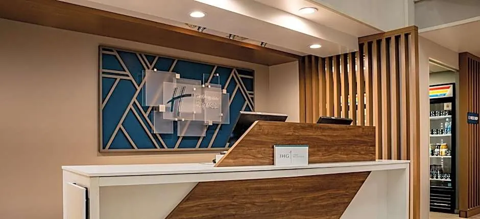 Holiday Inn Express Hotel & Suites West Chester By IHG