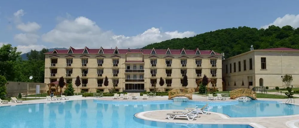 Qebele Yeddı Gozel Hotel