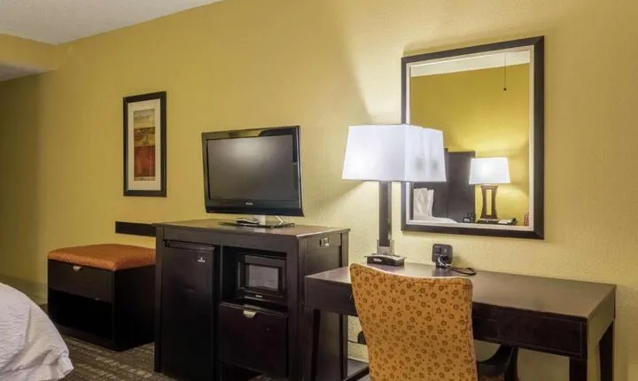 Hampton Inn by Hilton Clinton Ms