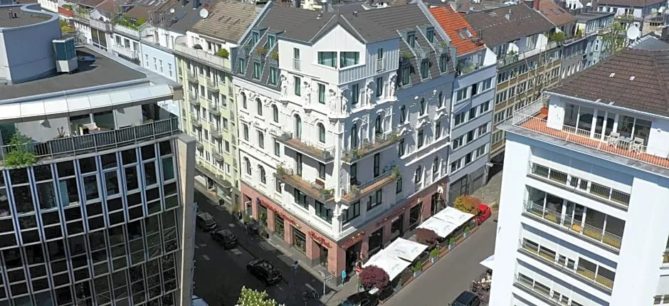 DEVIN Art Hotel