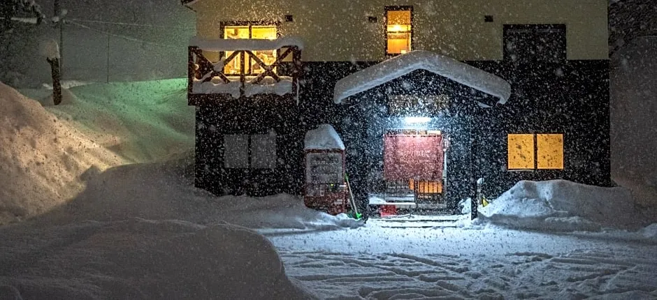 Niseko Tabi-Tsumugi Backpackers