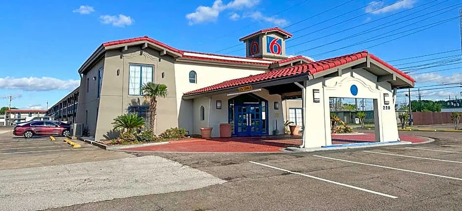 Motel 6-Beaumont, TX