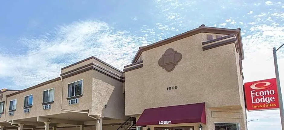 Econo Lodge Inn & Suites Fallbrook Downtown