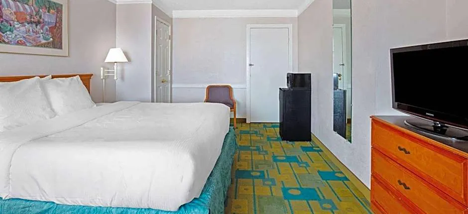 La Quinta Inn & Suites by Wyndham Reno