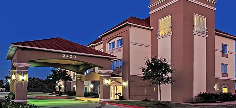 La Quinta Inn & Suites by Wyndham Angleton