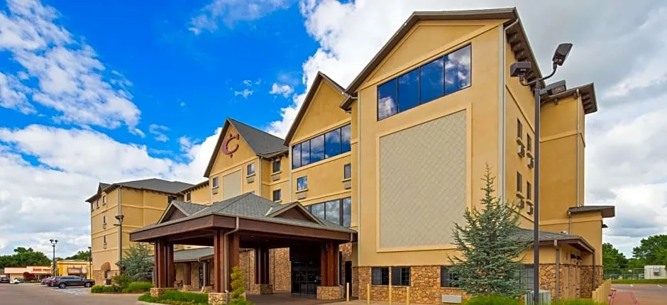 Best Western Plus Cimarron Hotel & Suites