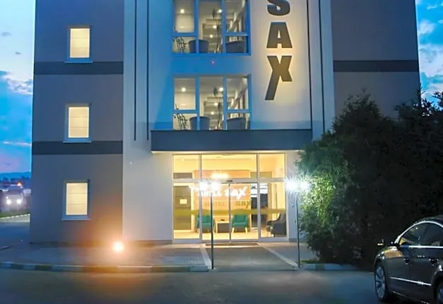 Hotel SAX Gračanica