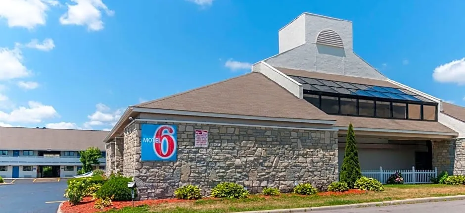 Motel 6-Southgate, MI - Detroit