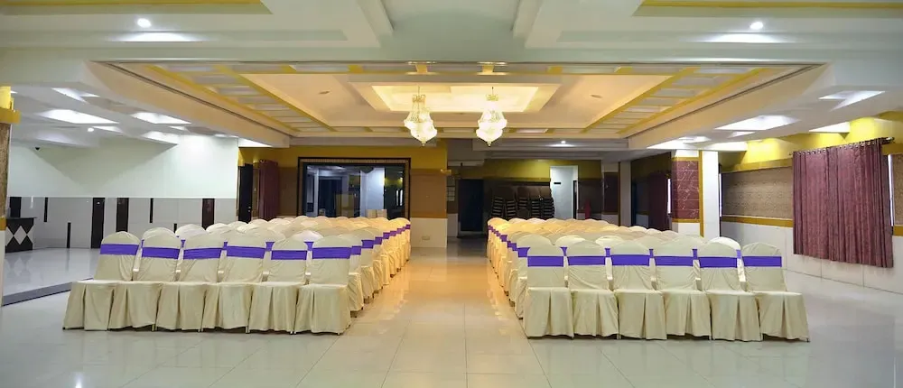 OYO Premium Habsiguda