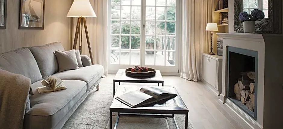 von Deska Townhouses - Ivy House