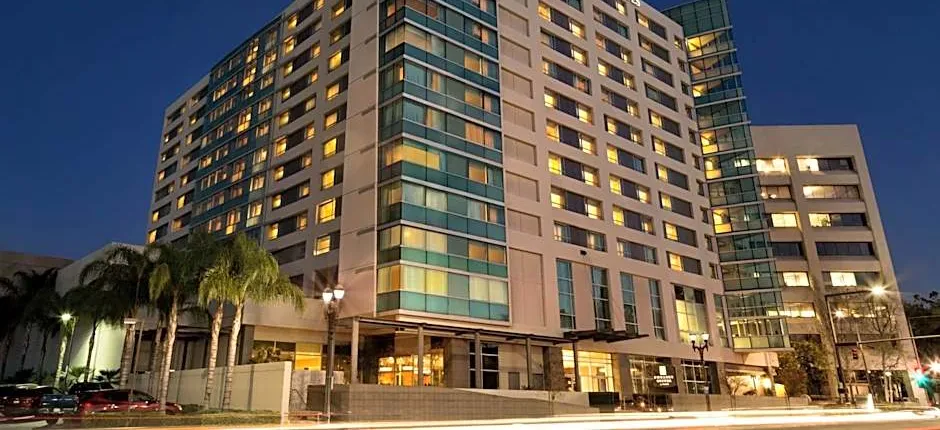 Embassy Suites By Hilton Los Angeles Glendale