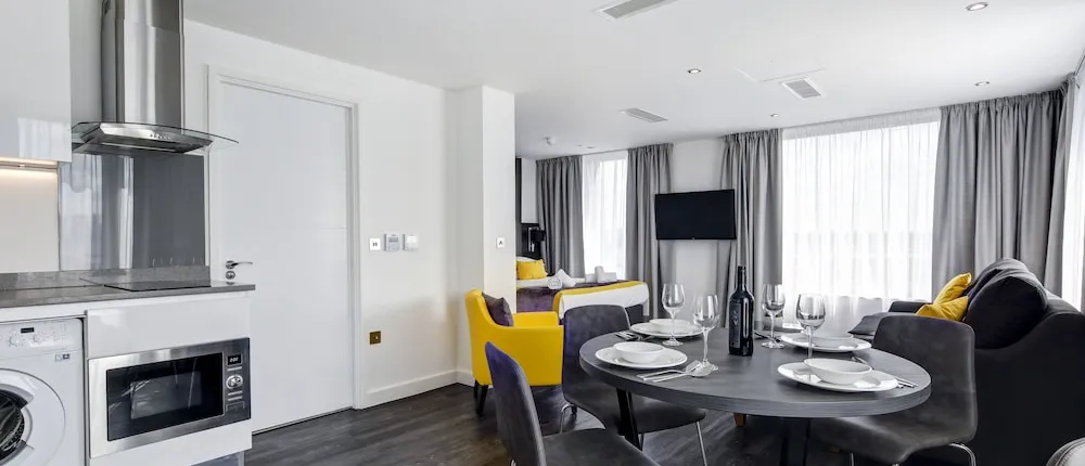 Dockside Apartments at Excel