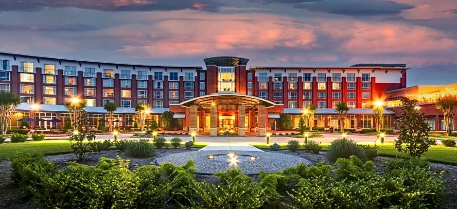 The Chattanoogan Hotel, Curio Collection By Hilton