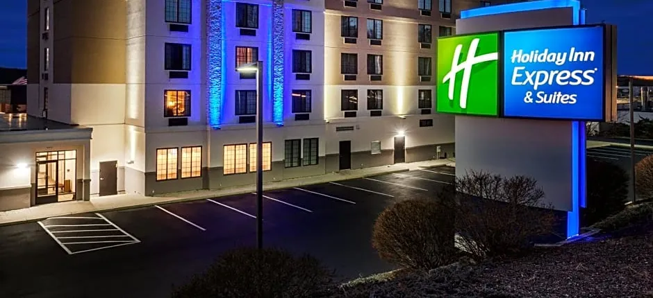 Holiday Inn Express Hotel & Suites Providence-Woonsocket By IHG