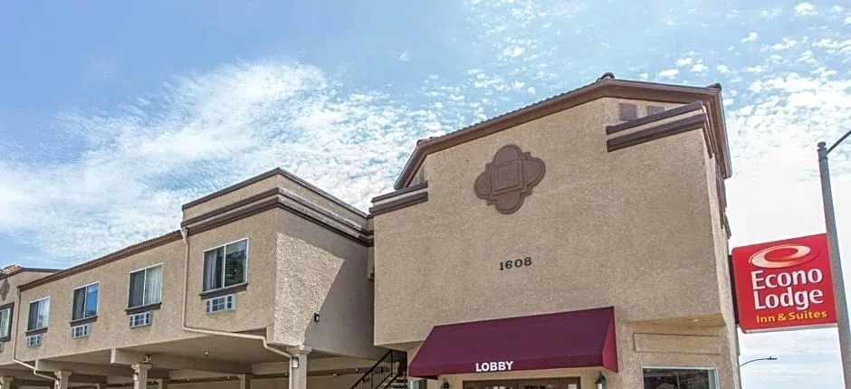 Econo Lodge Inn & Suites Fallbrook Downtown
