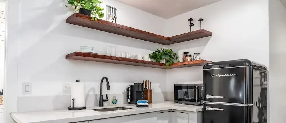 The Four Daughters Inn