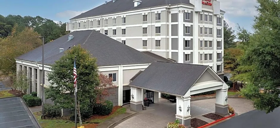 Hampton Inn By Hilton & Suites Alpharetta