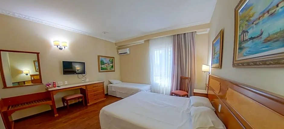 Hotel Euro Suite Campinas by Nacional Inn - Proximo ao Cambui