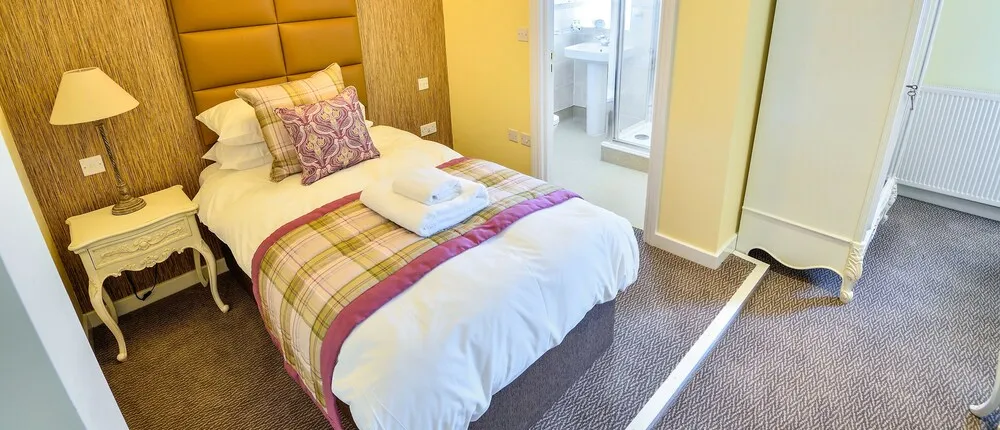 The George Hotel
