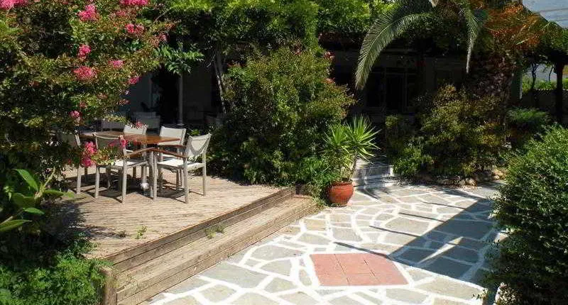 Ioli Apartments