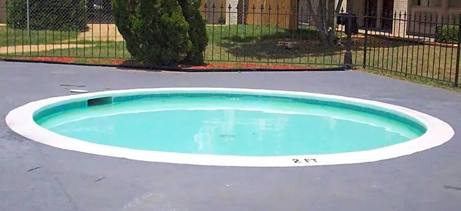 Executive Inn & Suites