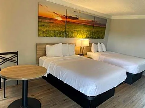 Days Inn by Wyndham Hillsboro TX