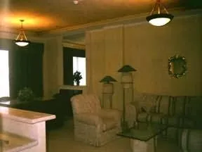 Clarion Santa Rita Hotel & Suites