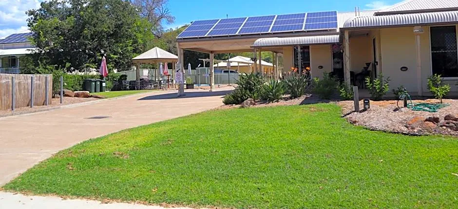 Country Roads Motor Inn Gayndah Qld