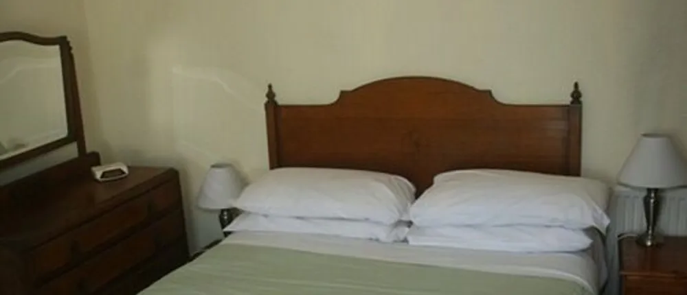 The Knoll Guest House