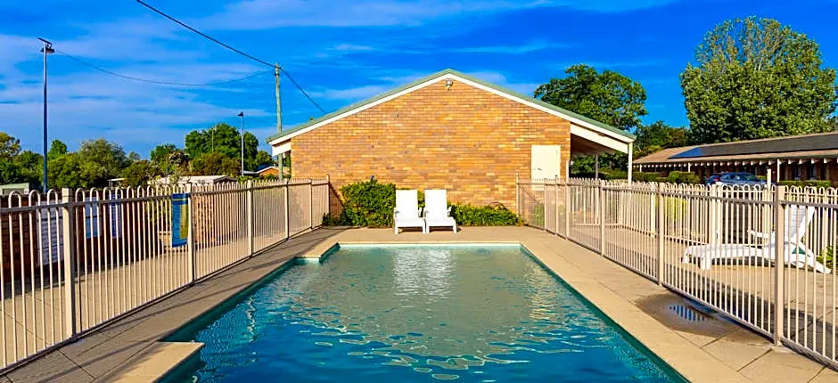 All Travellers Motor Inn