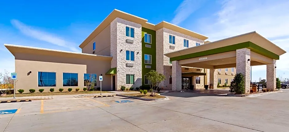 Best Western Lindsay Inn & Suites