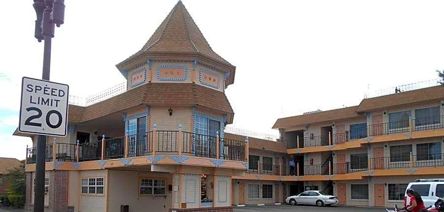Victorian Inn