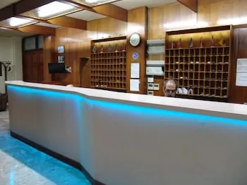 Hotel Cosmos, Athens