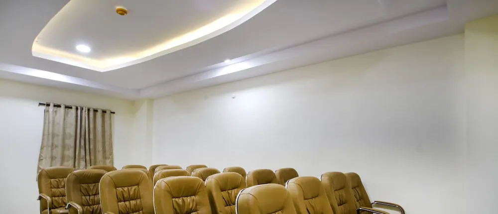Hotel Lotus Grand