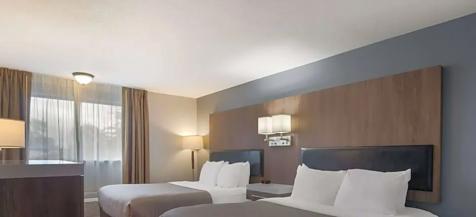 Quality Inn & Suites