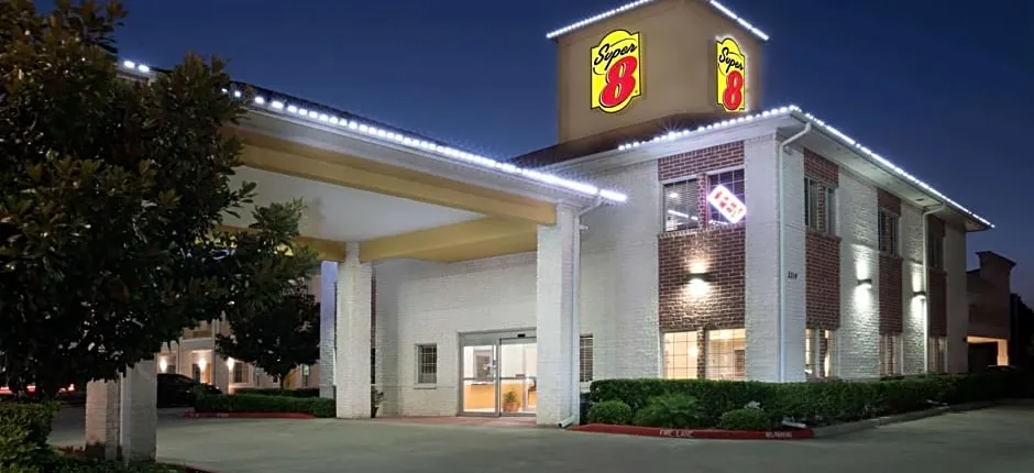 Super 8 by Wyndham Rosenberg TX