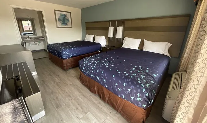 Executive Inn & Suites