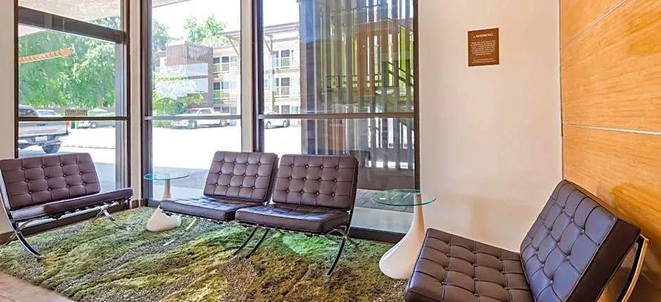 Best Western Plus Glendale