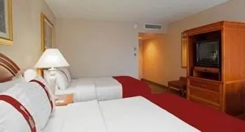 Wyndham Visalia