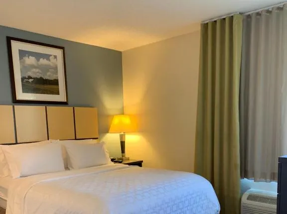 Candlewood Suites Fargo-N. Dakota State University, an IHG Hotel